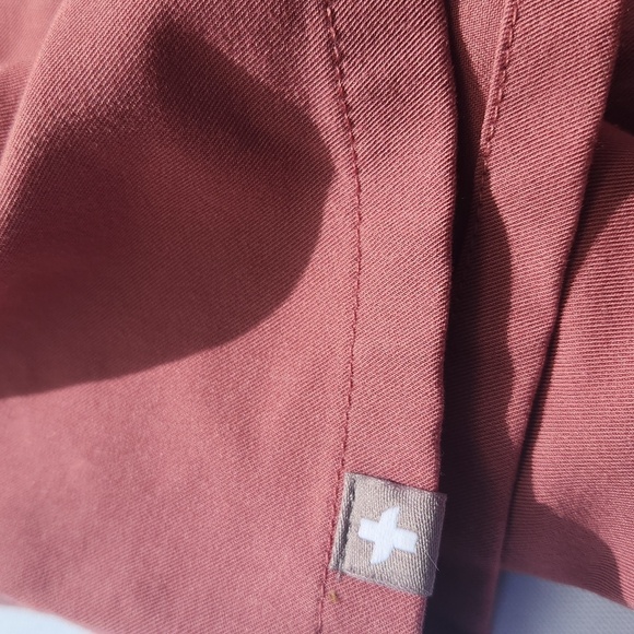 Figs Pink V-Neck Scrub Top - Picture 4 of 5